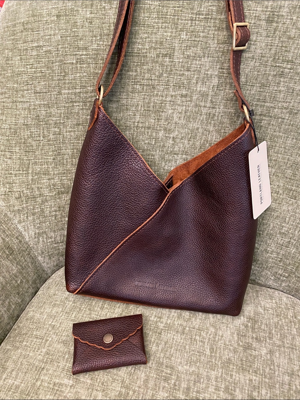 Small Naomi Shoulder Bag and Mini Daisy Wallet in Coldbrew, dark brown